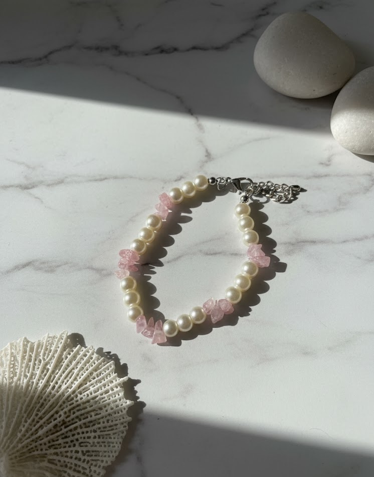 Blush Pearl Beaded Bracelet