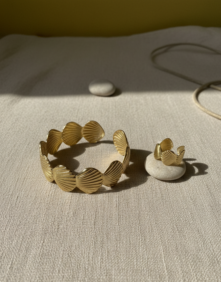 Gold Shell Bracelet & Ring Set for Women