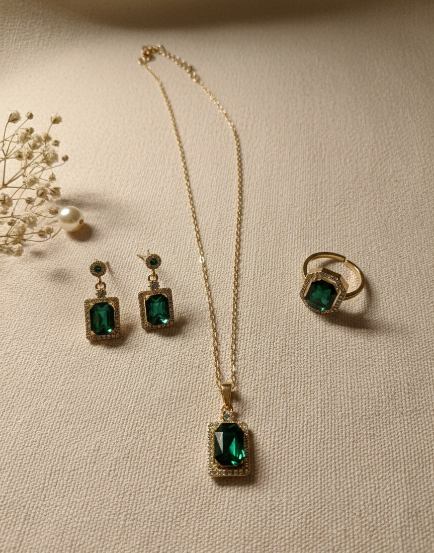 Emerald Glow Pendant Set with Ring